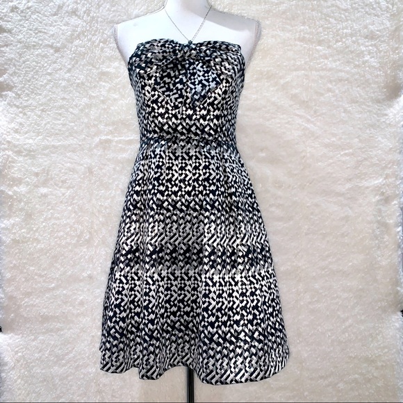 Eva Franco Size 4 Vera Dress Bow Black Silver - Picture 4 of 12